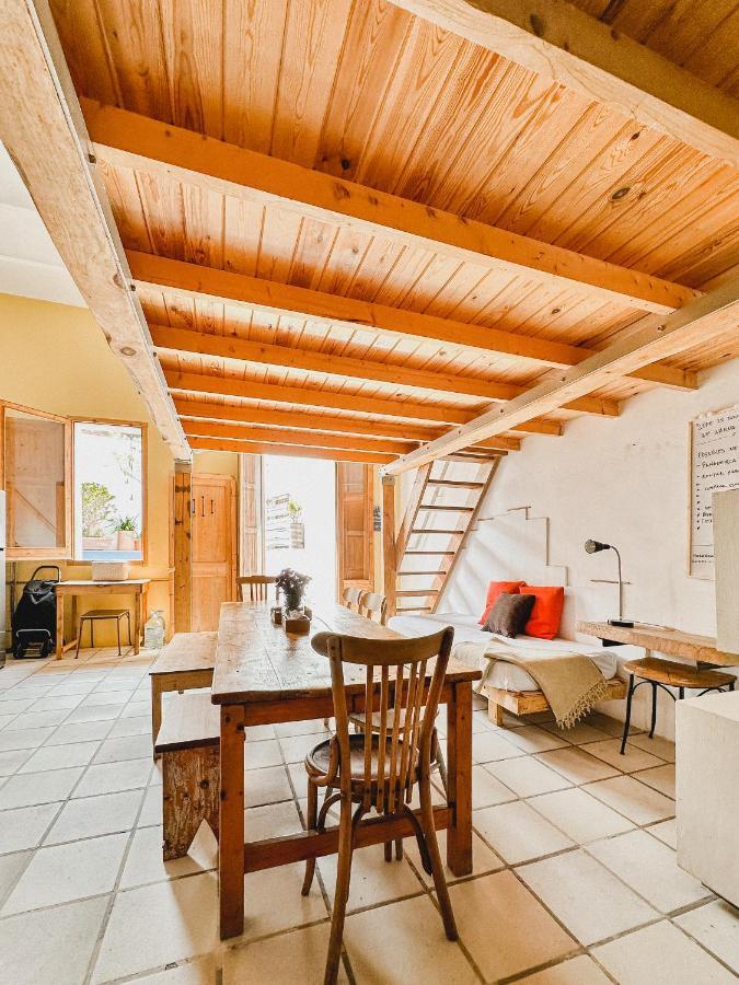 Privada, Casa Compartida Con Pareja Private Room, Shared House With A Couple *