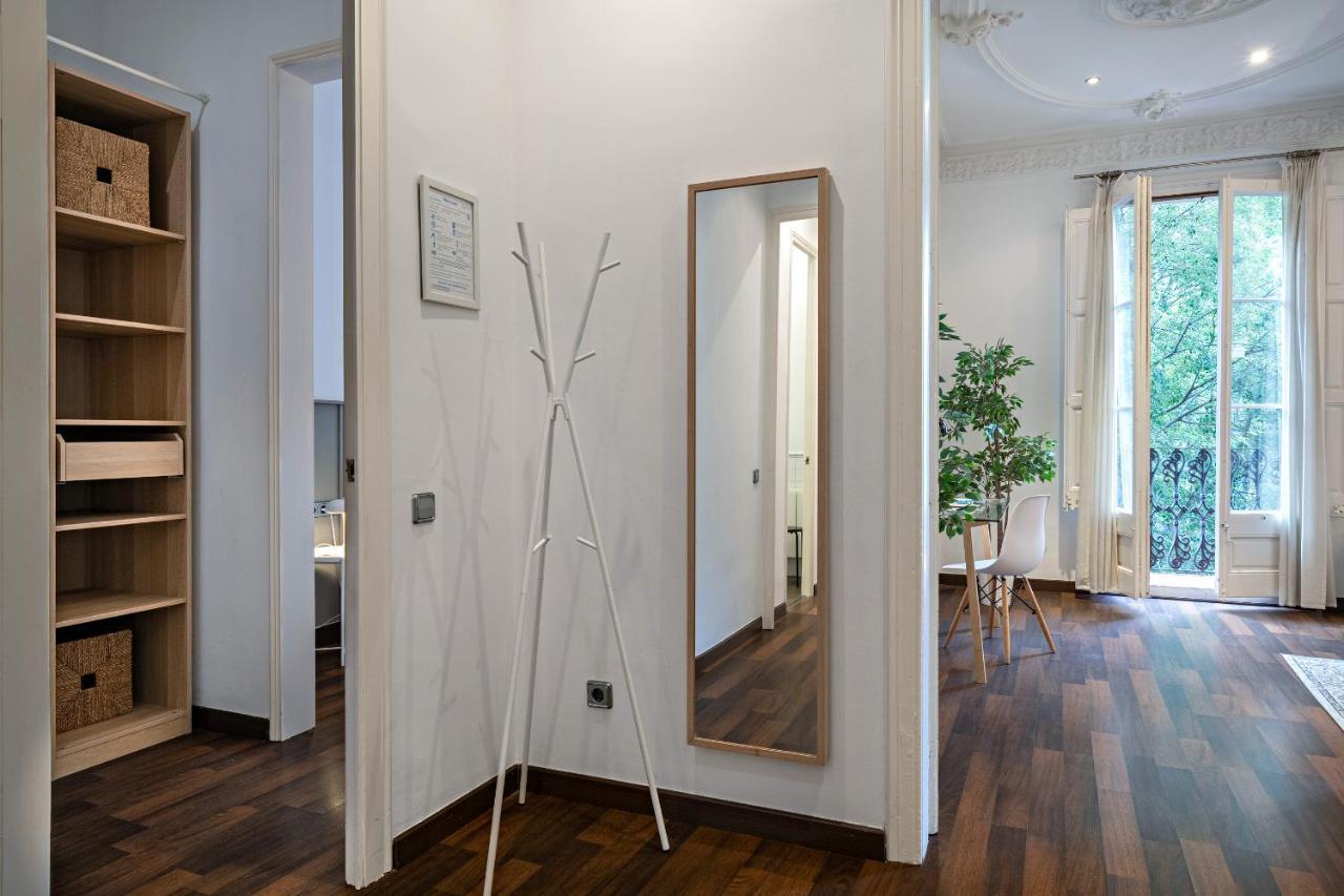 Apartamento Habitat Eixample Balconies. *