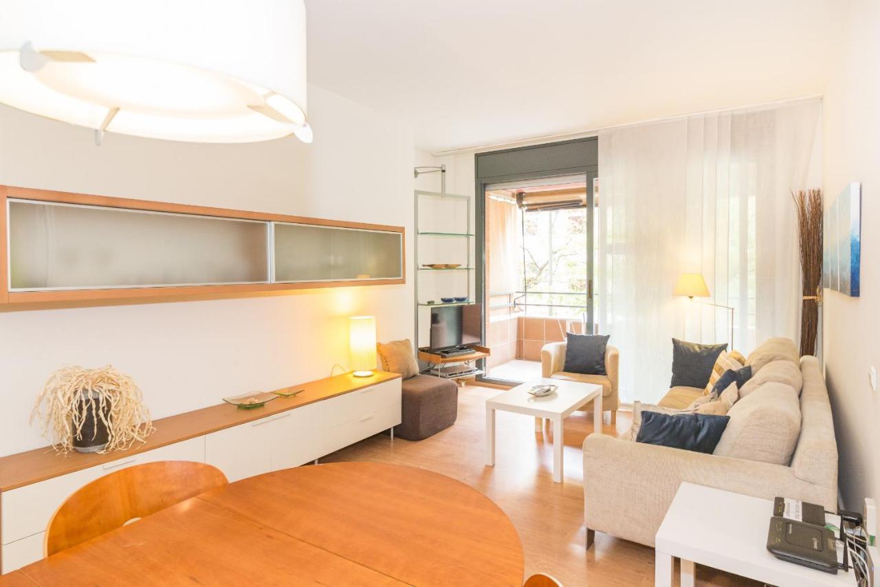 11jog1036 - Huge & Bright Train Station Apartamento Barcelona