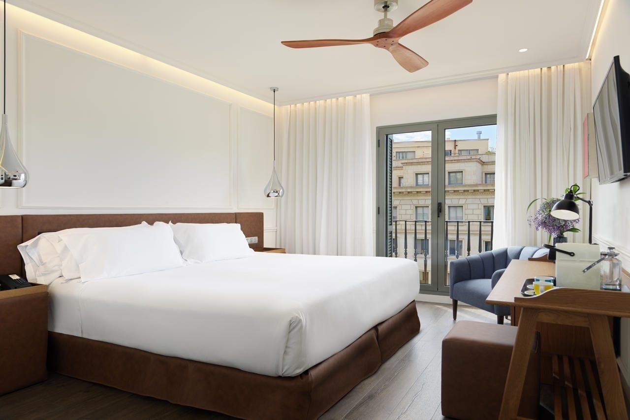 H10 Universitat Hotel 4*