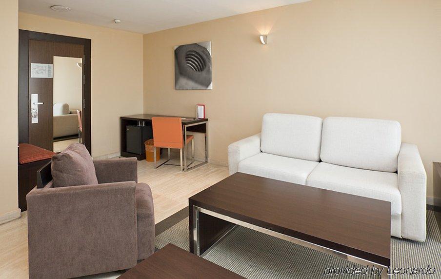 Hotel Ilunion Almirante