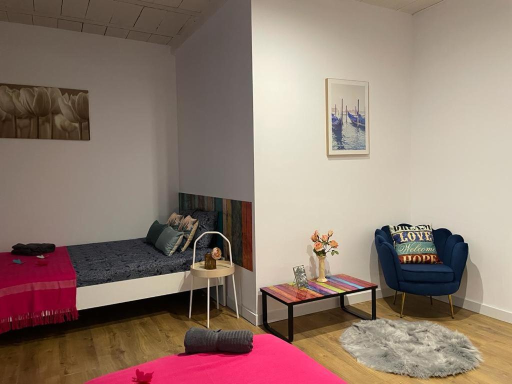 Rooms In Gothic Hostel Barcelona