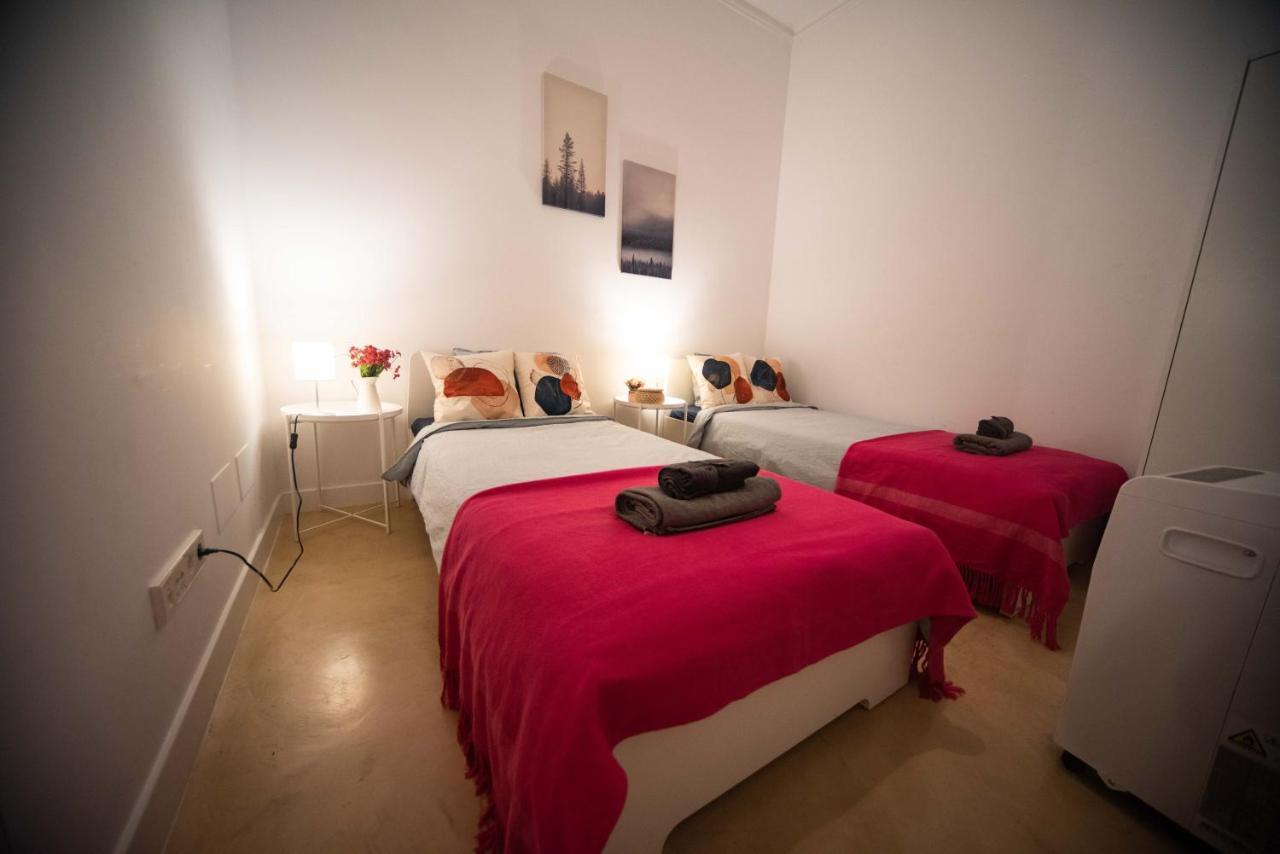 Hostal Close To Sagrada Familia Barcelona