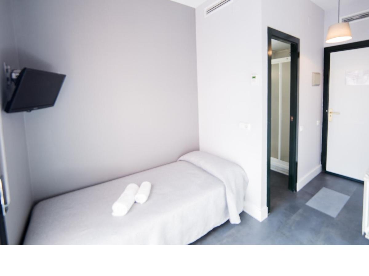 Residencia Universitaria Tagaste Apartment