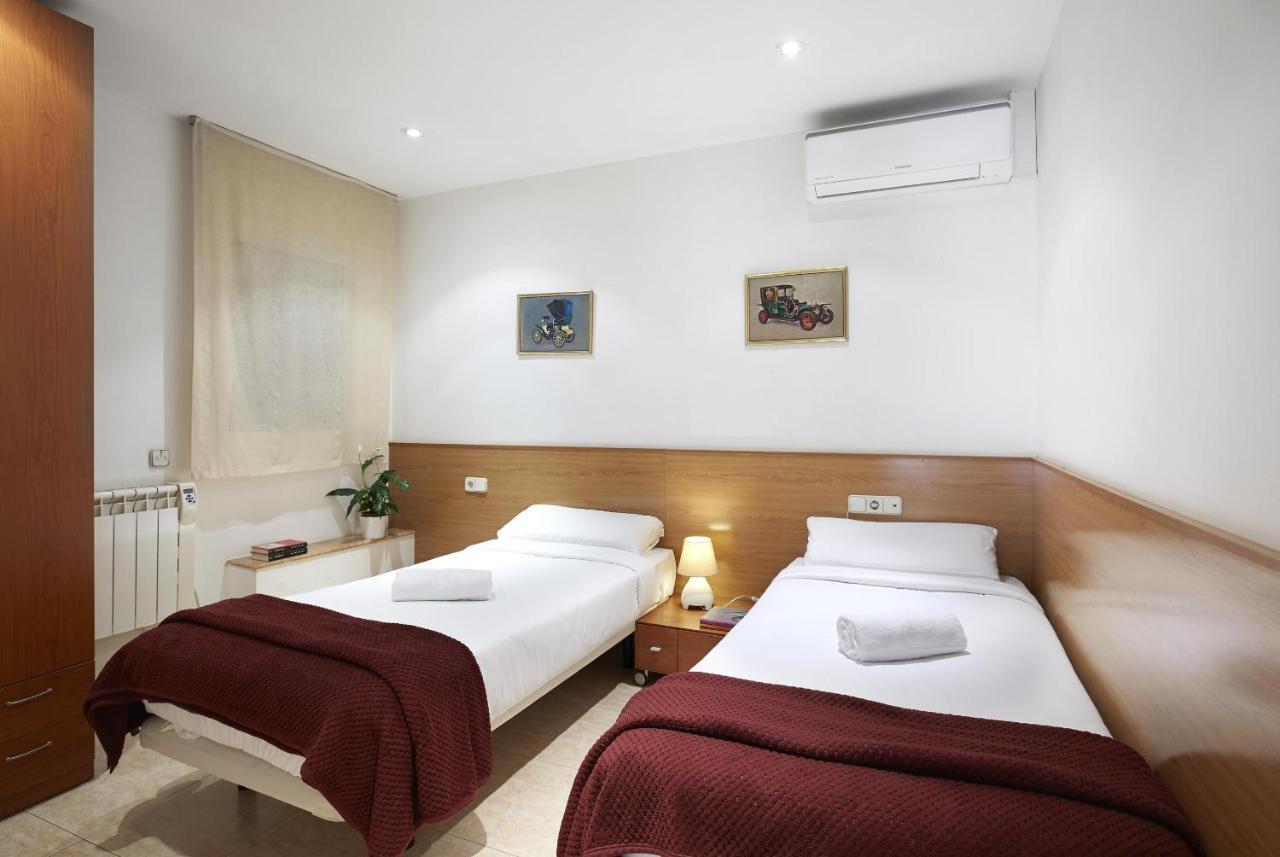 Calvet Apartment