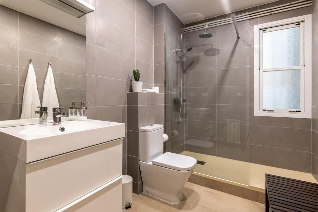 Centric And Spacious, Excellent For Families Apartamento