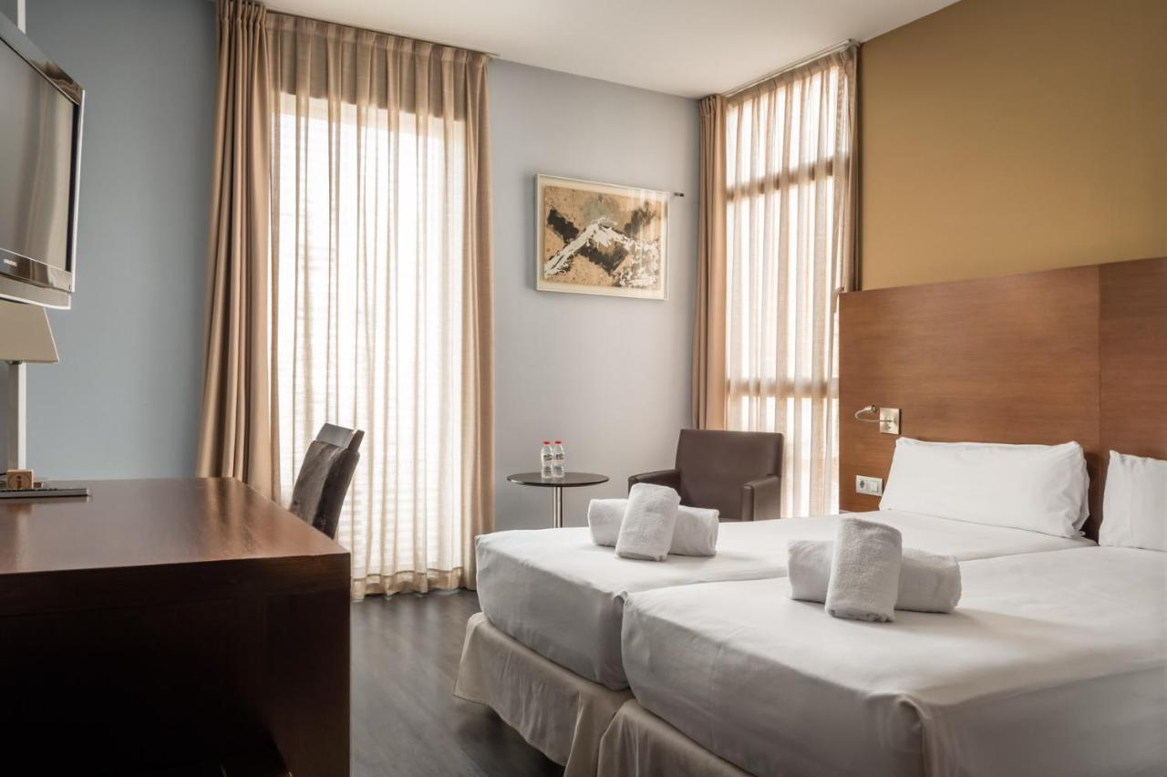 Hotel Madanis