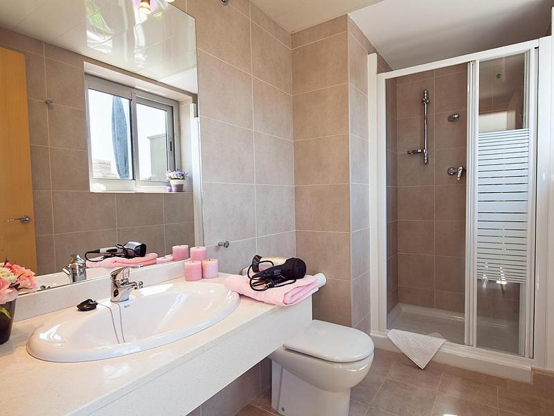 Charmsuites Nou Rambla