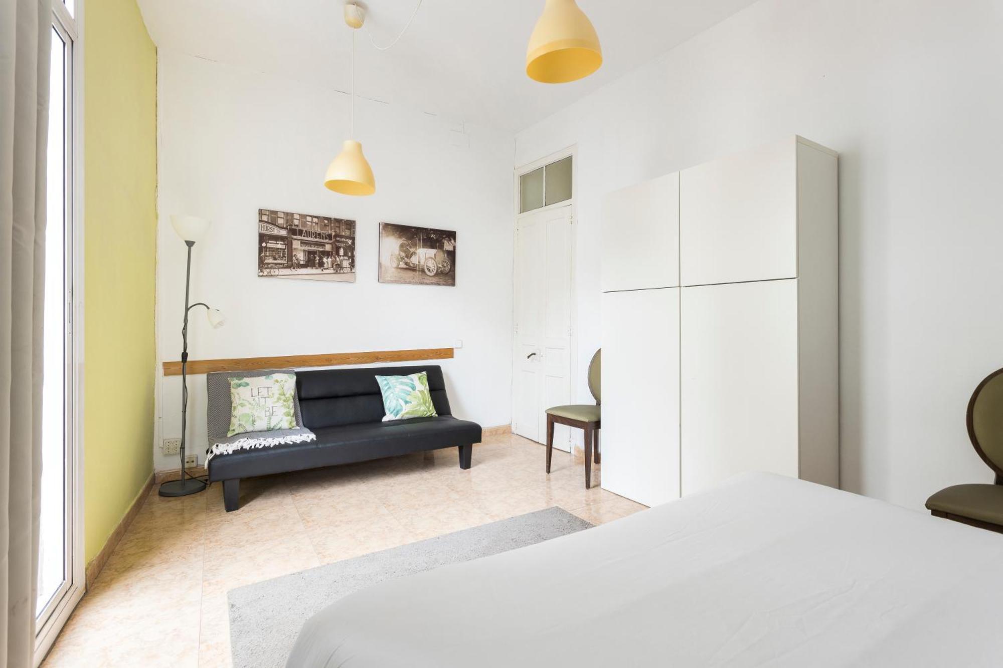Apartaments Clot-sant Marti Apartment *