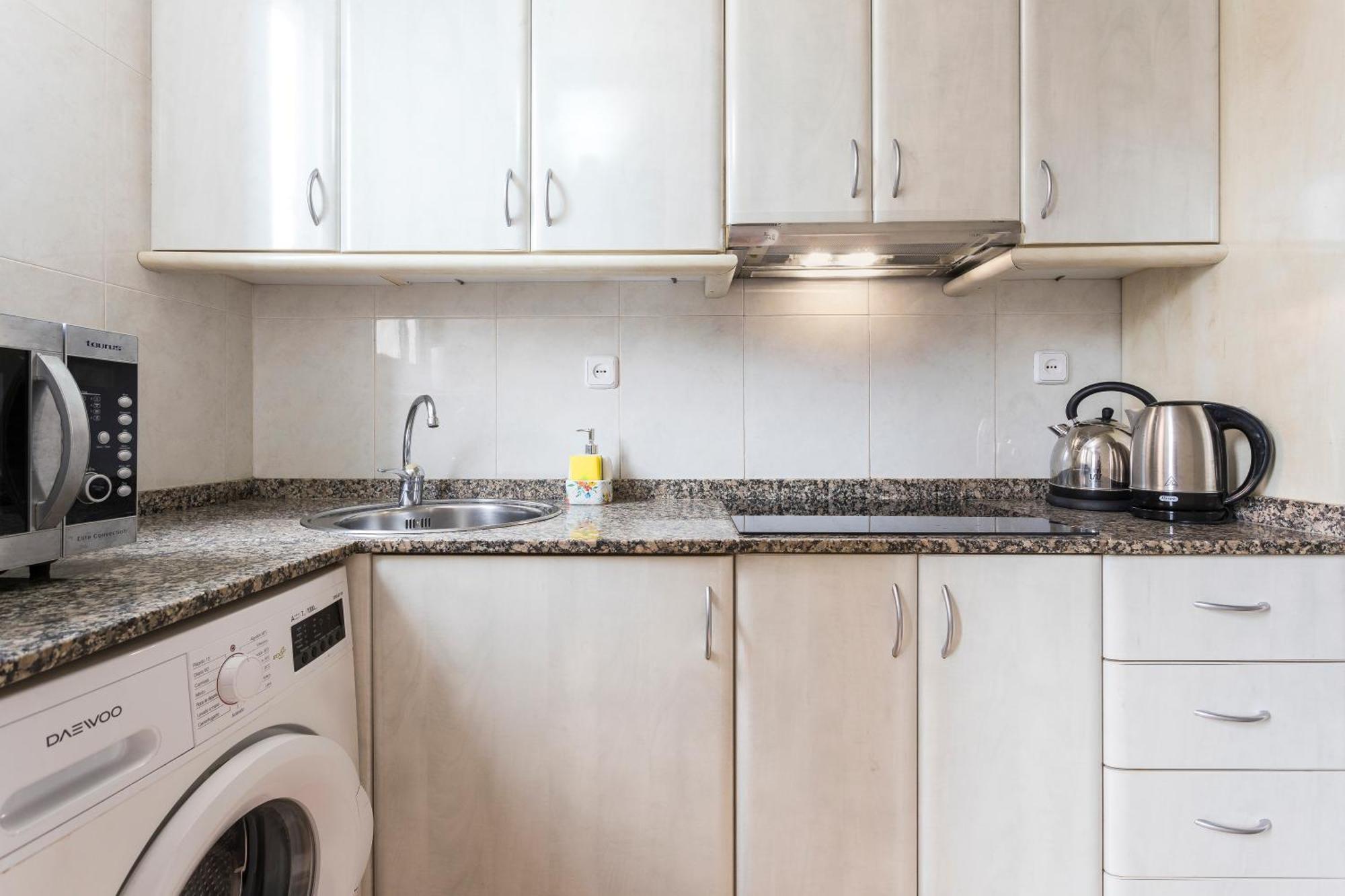Apartaments Clot-sant Marti Apartment