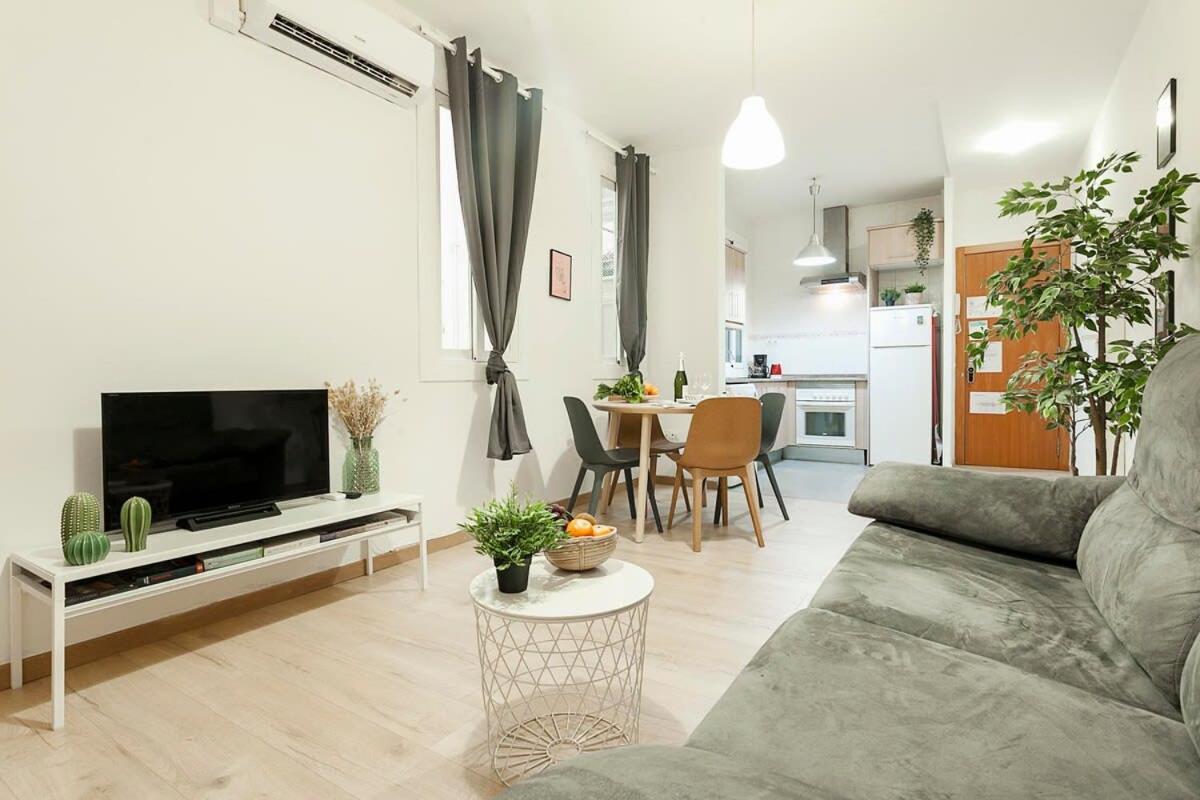 Comfortable 3bd In Poblenou Next To The Only For Families! Apartment *