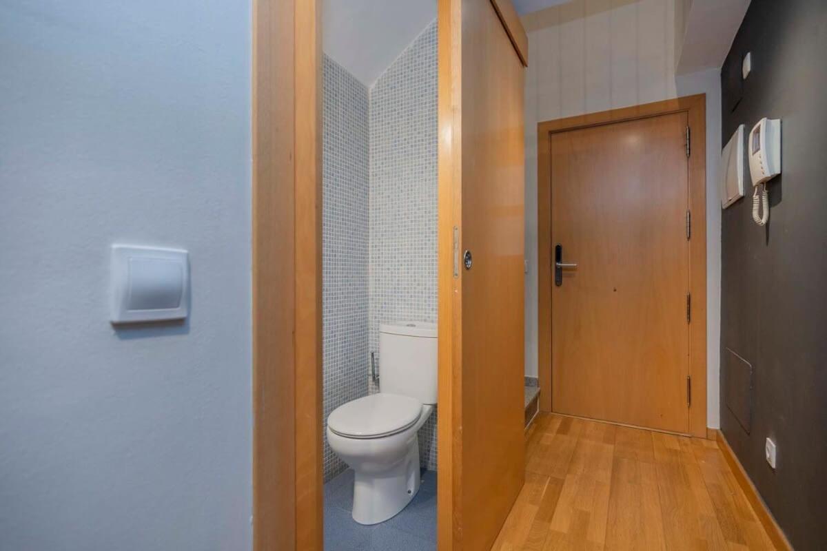 2 Bedroom Duplex With Balcony 4-3 Apartamento