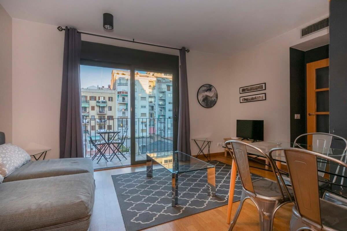 Modern And Bright In Eixample 3-1 Apartamento *
