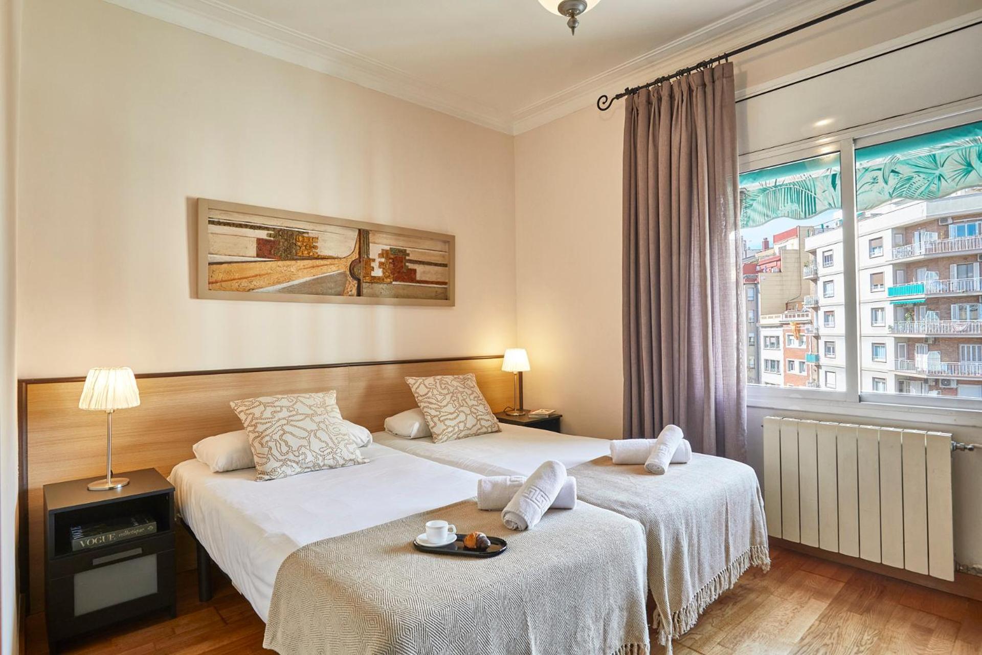 Bbarcelona Gaudi Avenue Flat *