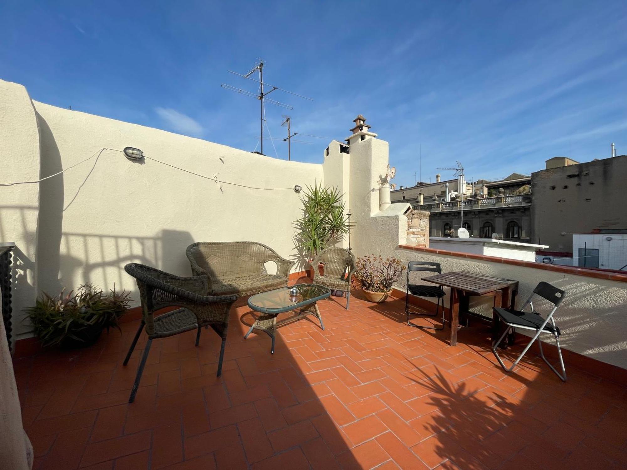 Original Duplex In The Center Of * Barcelona