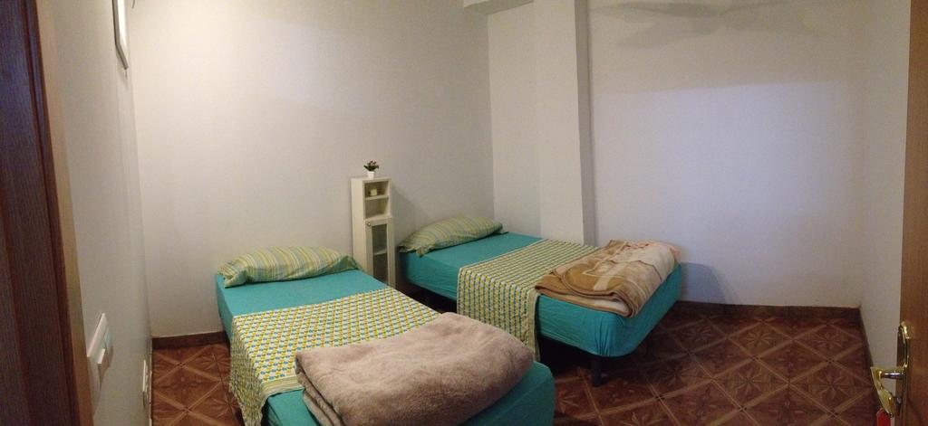 Ideal Sants