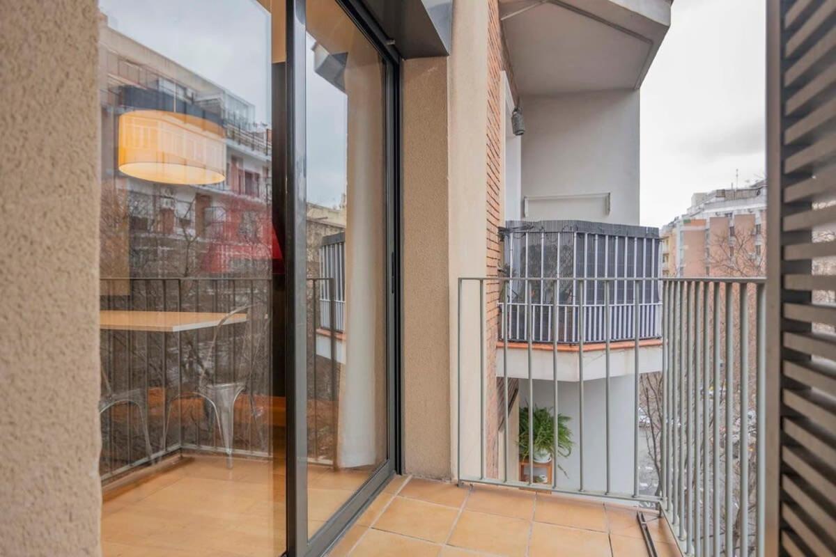 Apartamento 2 Bedroom Duplex With Balcony 4-3 Barcelona
