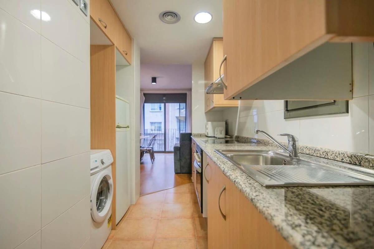 2 Bedroom Duplex With Balcony 4-3 Barcelona