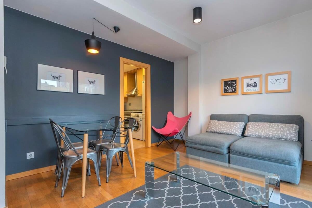Modern And Bright In Eixample 3-1 Apartamento