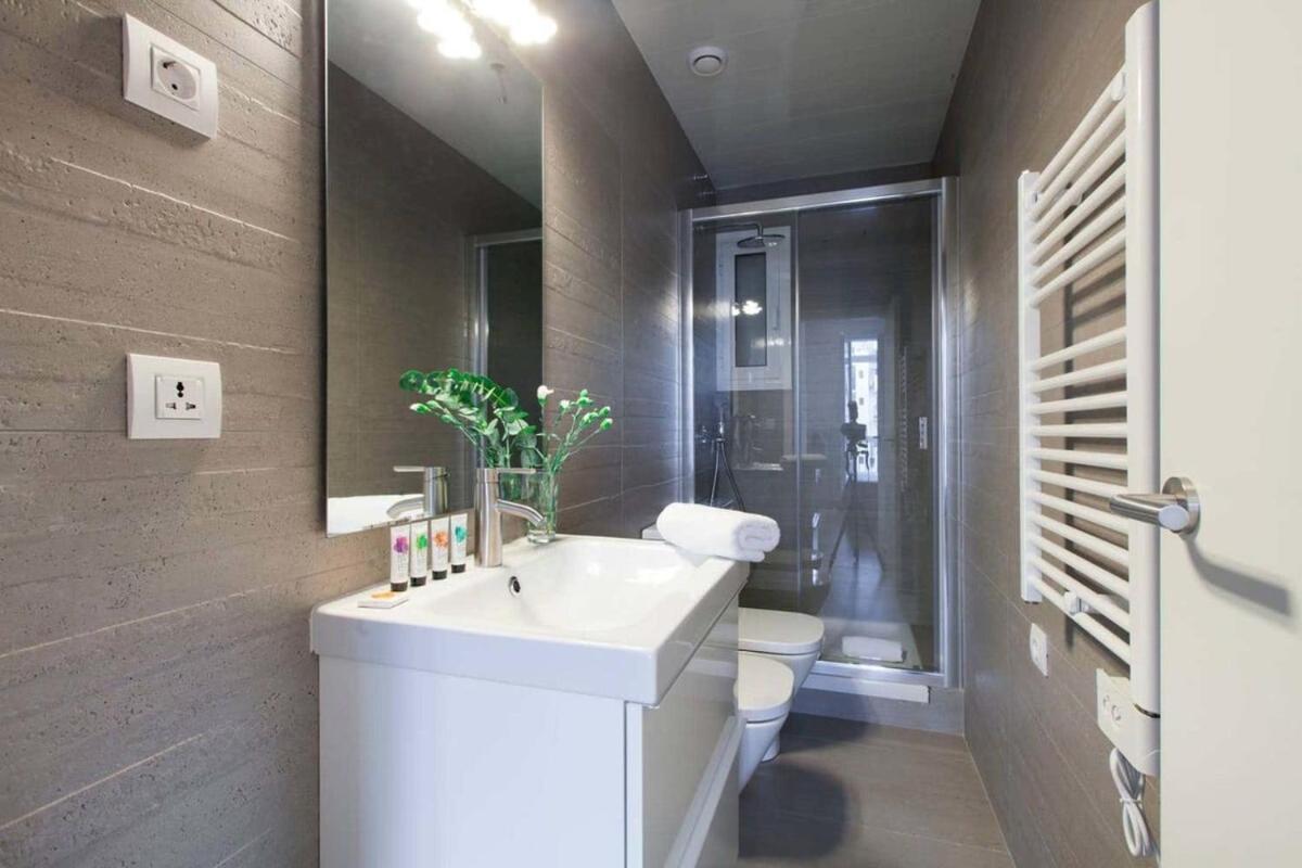 Apartamento Perfectly Located 4bed 4bath In 3 1 *