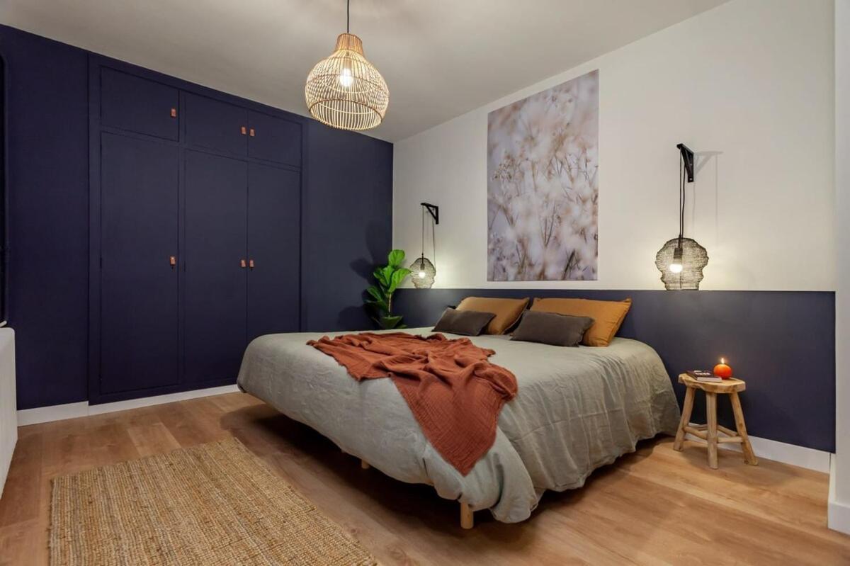Plaza Catalunya Cozy 4 Bedroom