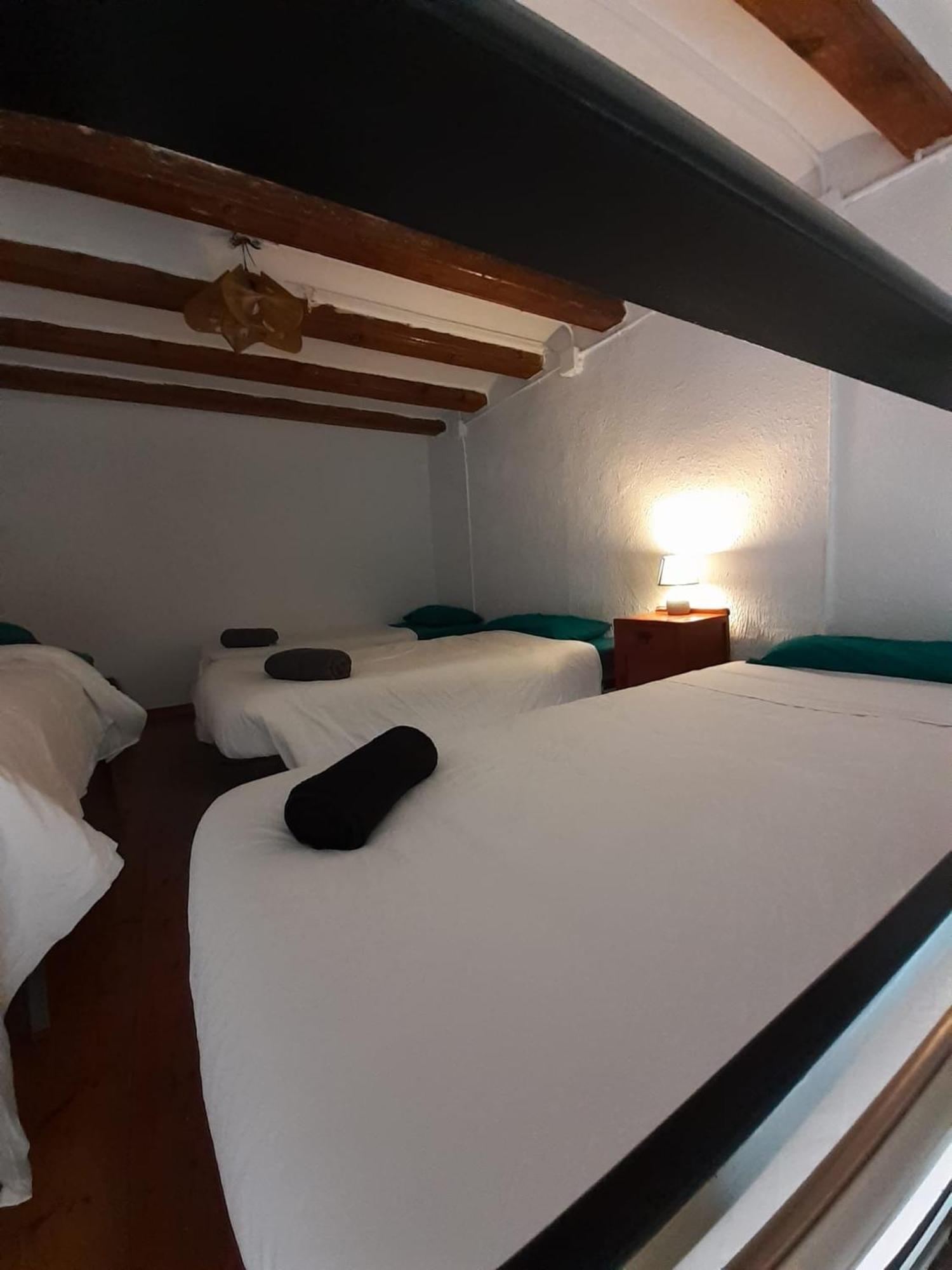 Privada En La Rambla De Cataluna Homestay *
