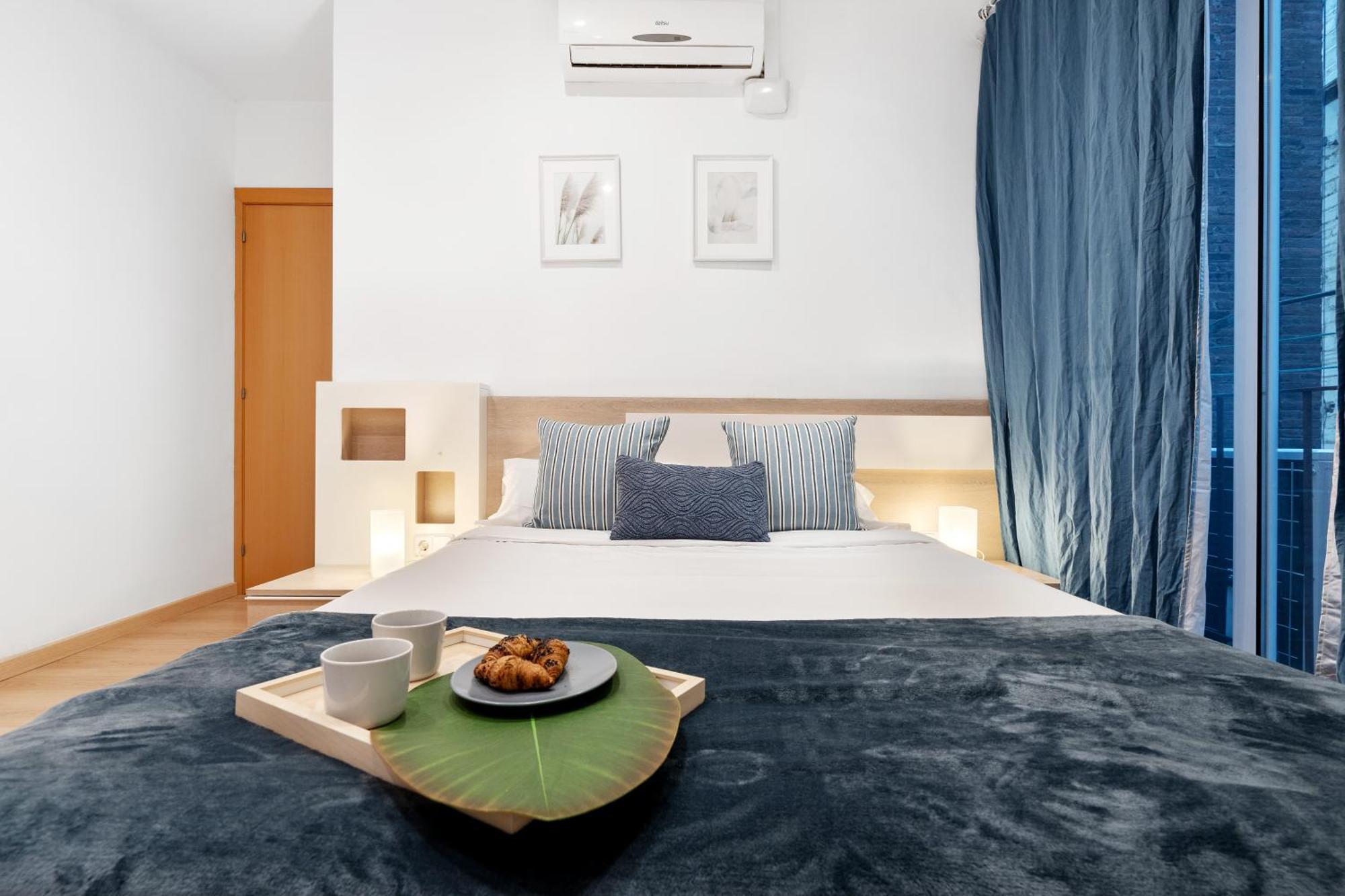 Apartamento Recently Renovated 2 Bedroom In Eixample Barcelona