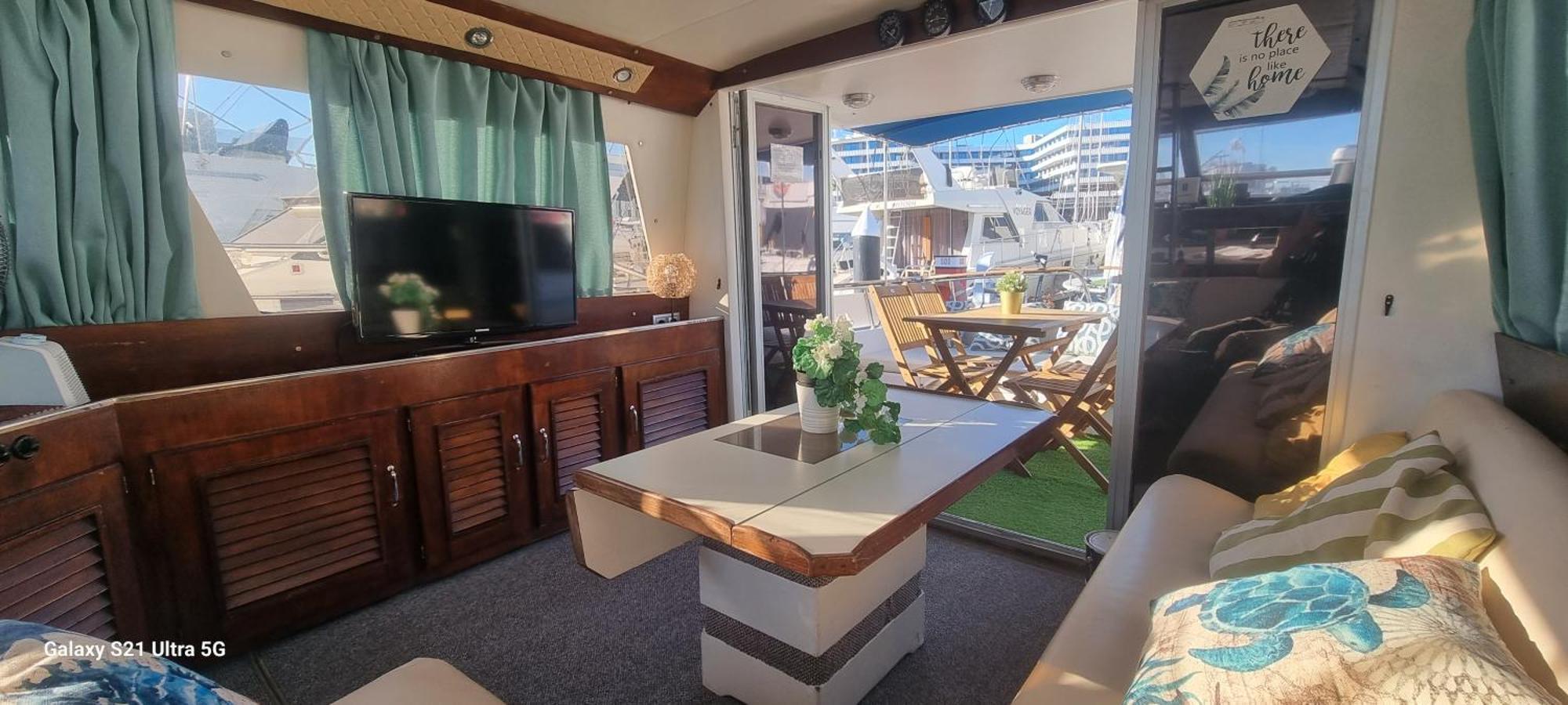 Beautiful And Comfy Boat In With Boat Tour Option Barcelona