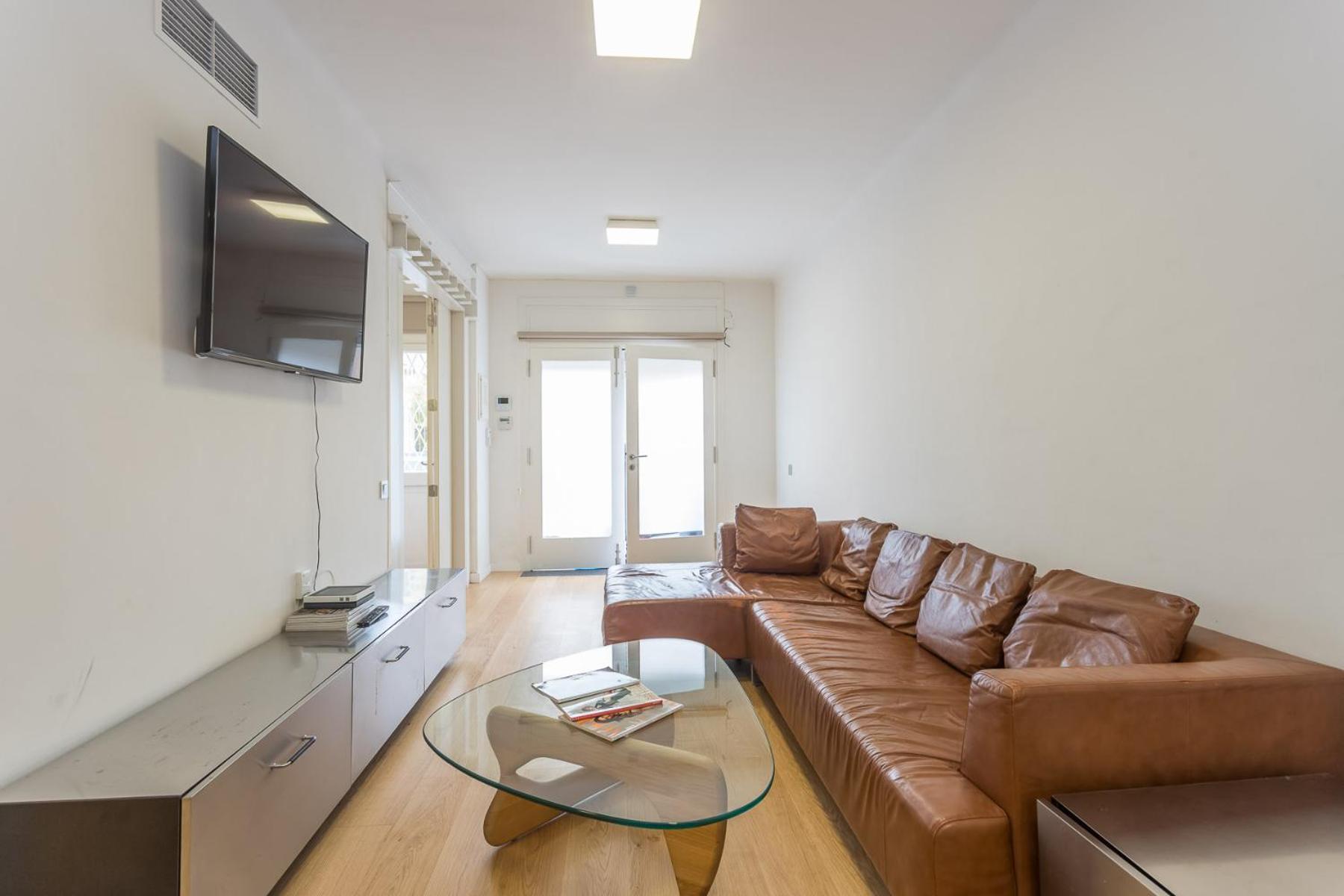 My Space - 2 Bedroom In Uptown *