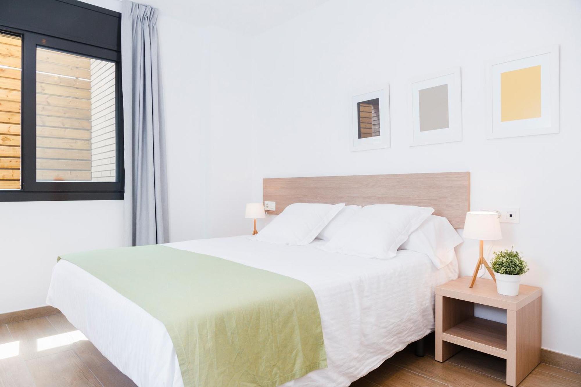 Feelathome Plaza Apartamento *