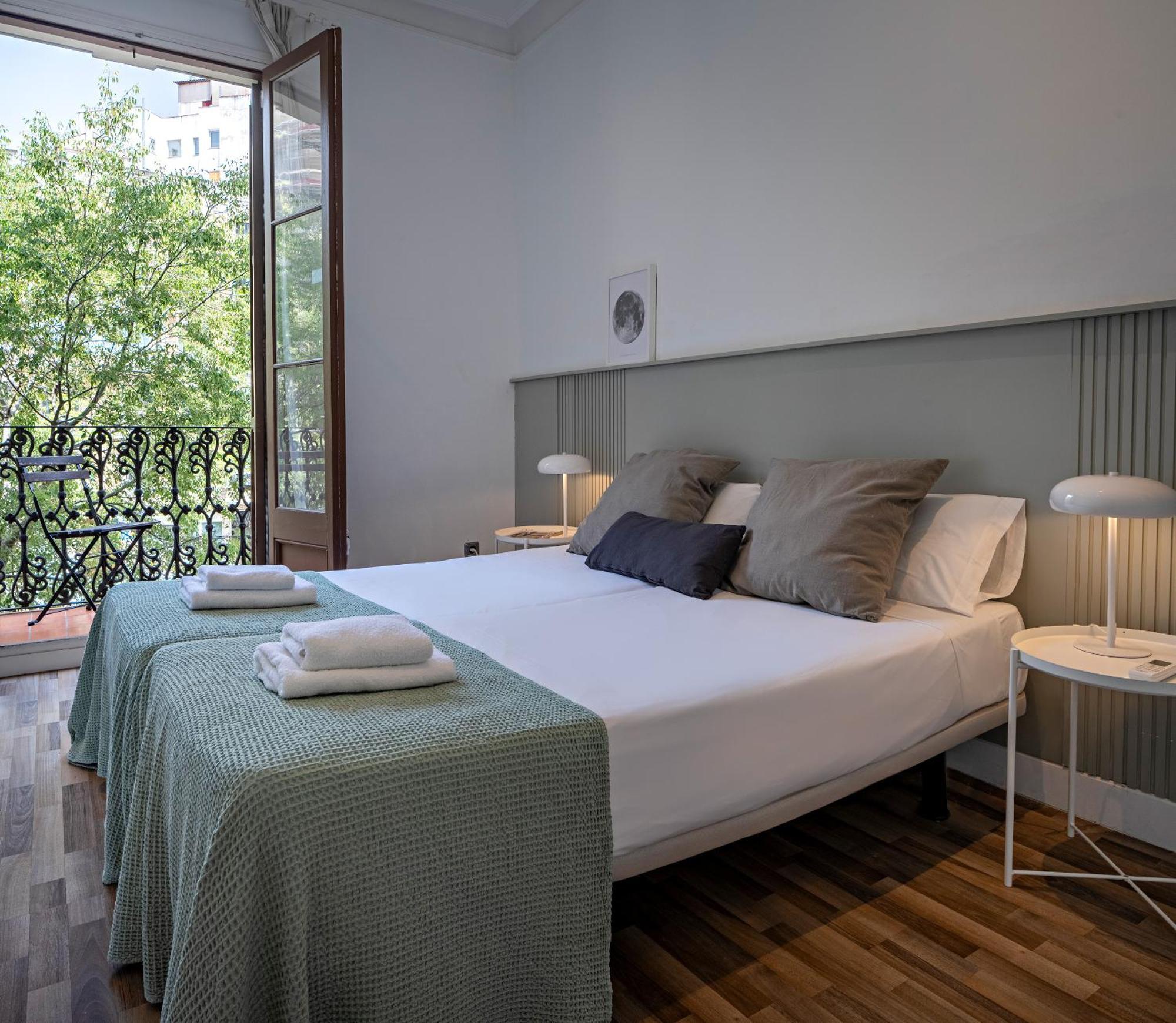 Apartamento Habitat Eixample Balconies.