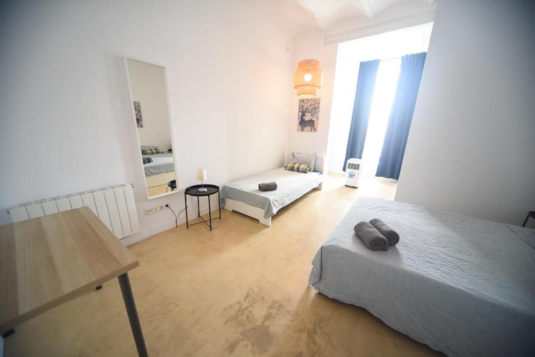 Close To Sagrada Familia * Barcelona