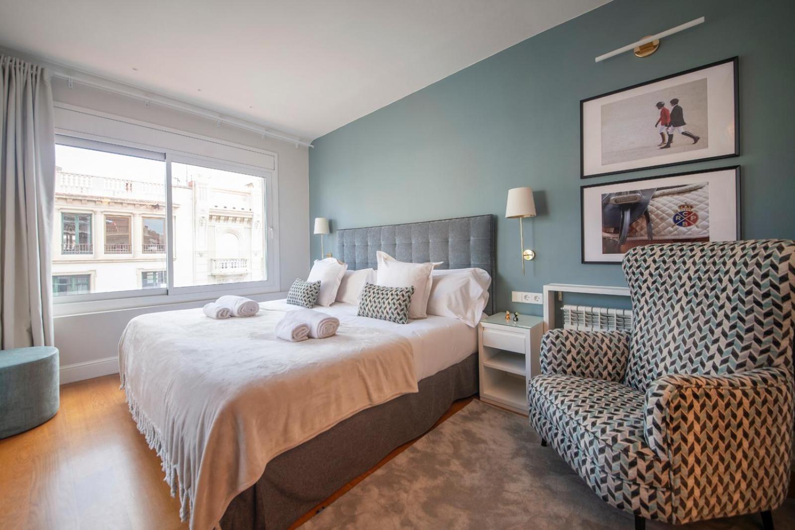 Stylish Diagonal Apartment