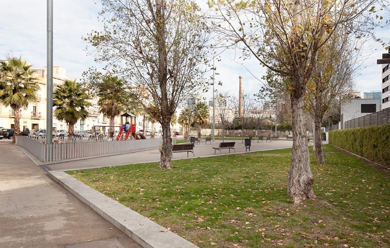 Rent Beach-diagonal Mar Apartment *