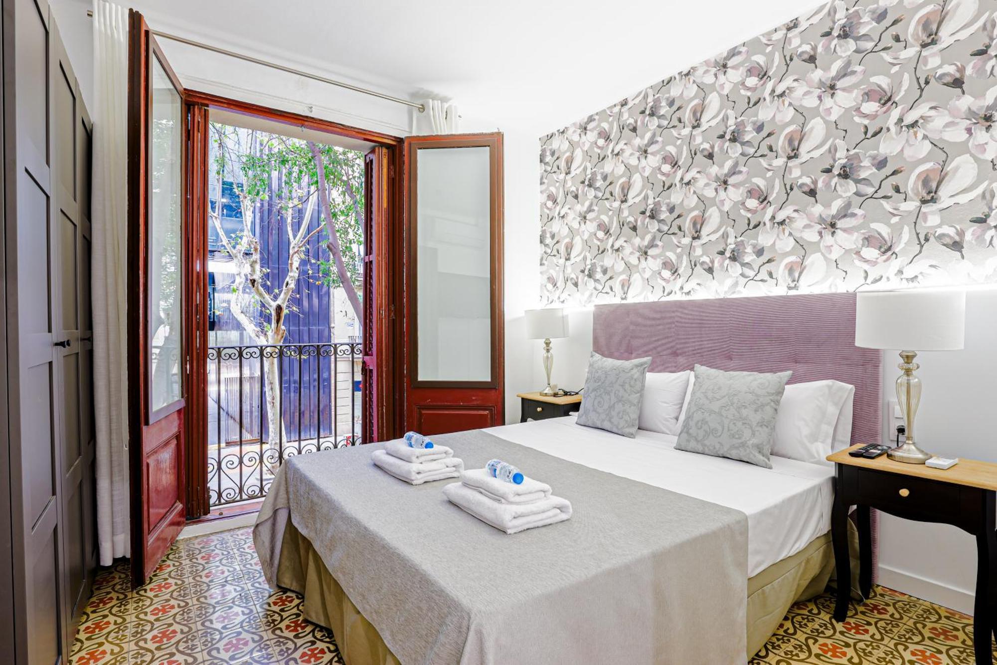 Alcam Books Apartment Barcelona