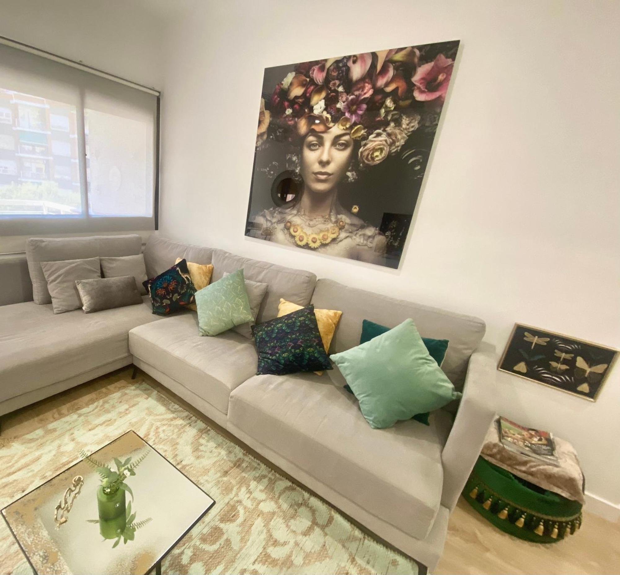 Chic Apartments- Free Parking - 10 Min From Bcn Centre By Metro Apartment Barcelona