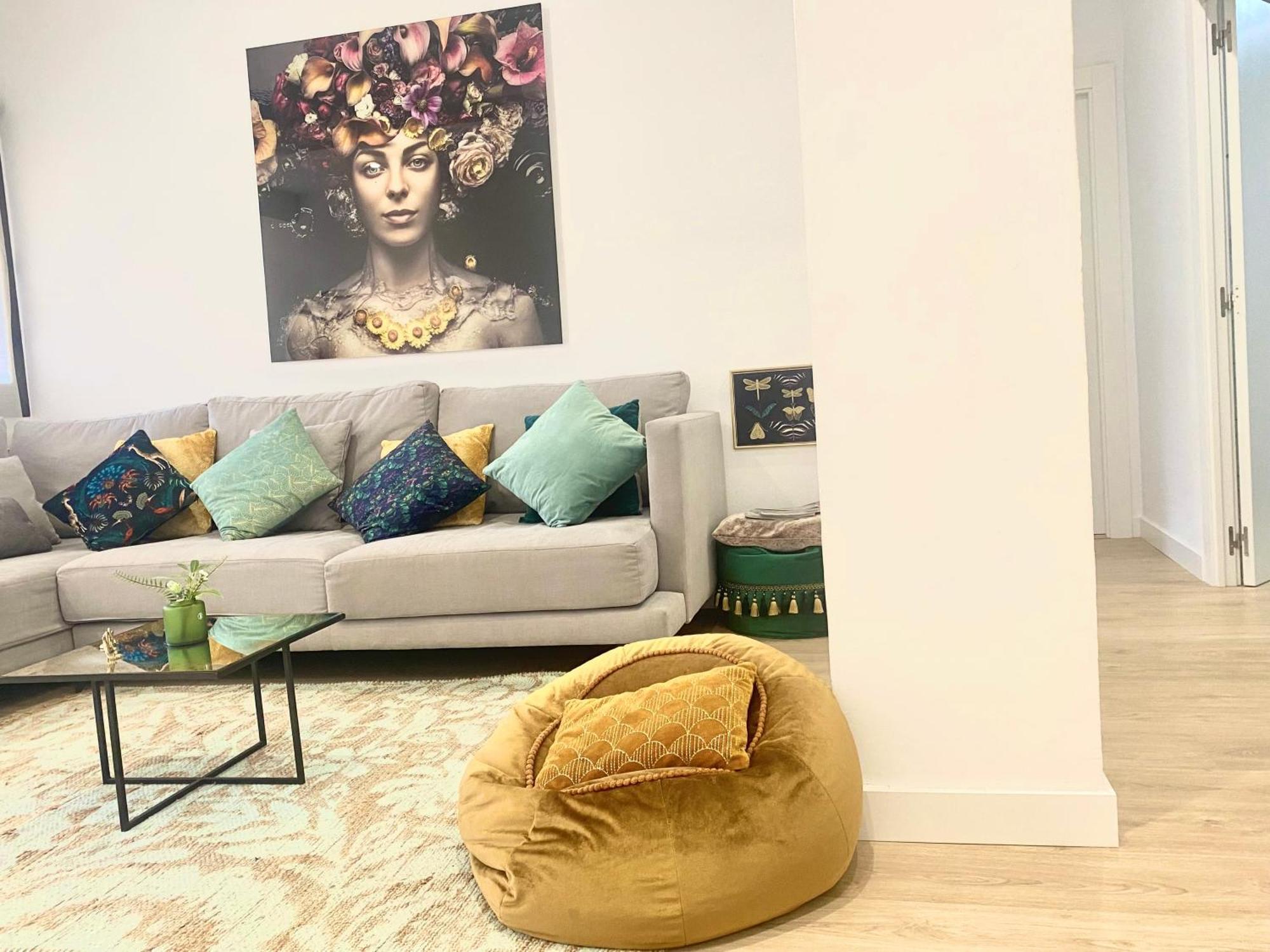 Chic Apartments- Free Parking - 10 Min From Bcn Centre By Metro