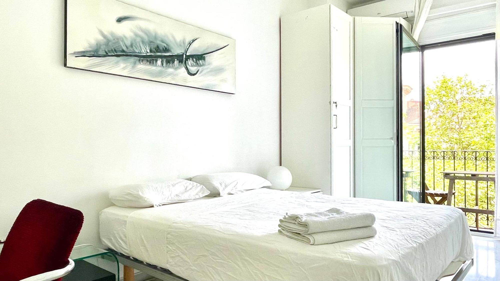 Enric Granados 17 Apartment Barcelona