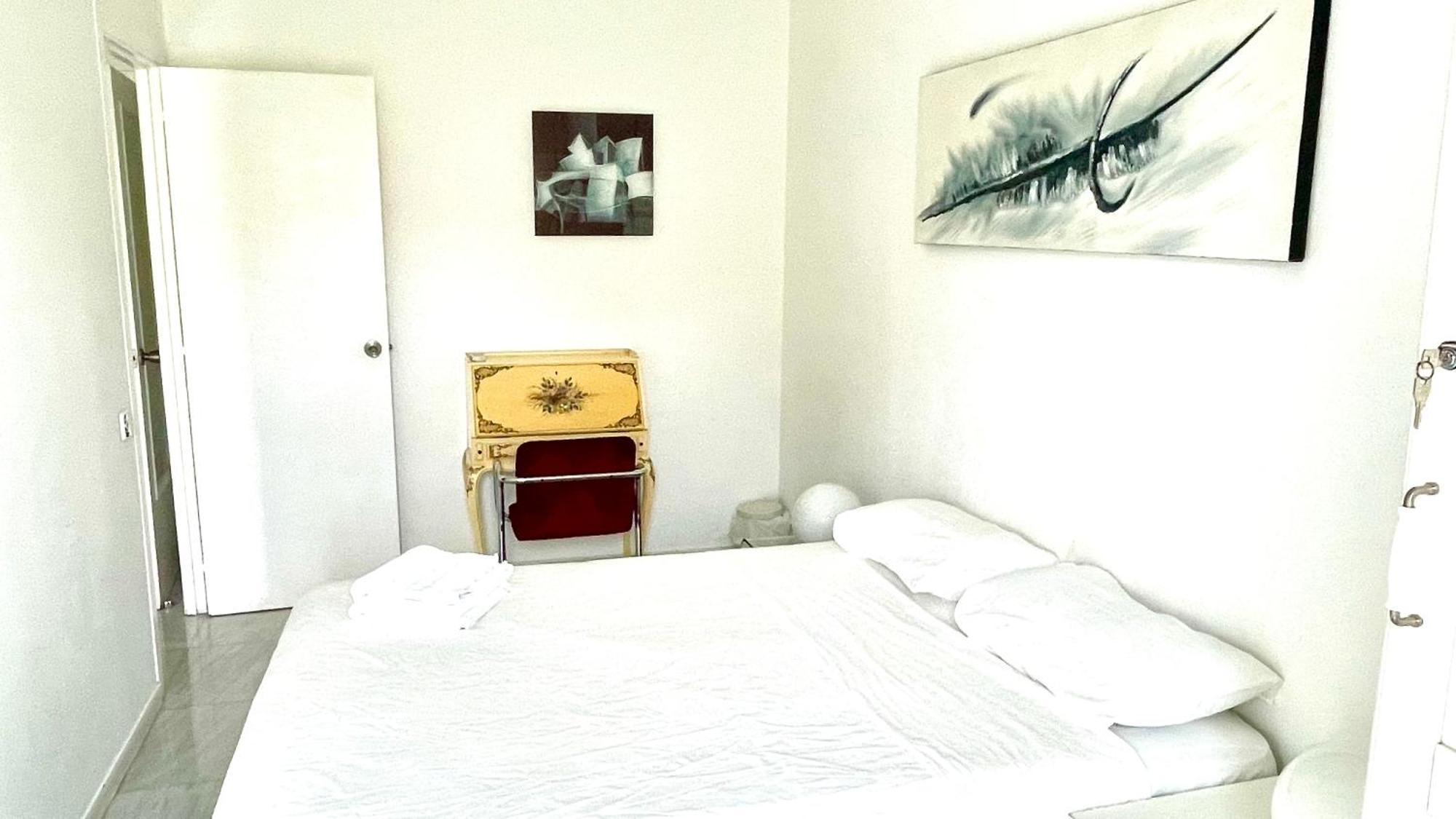 Enric Granados 17 Apartment Barcelona