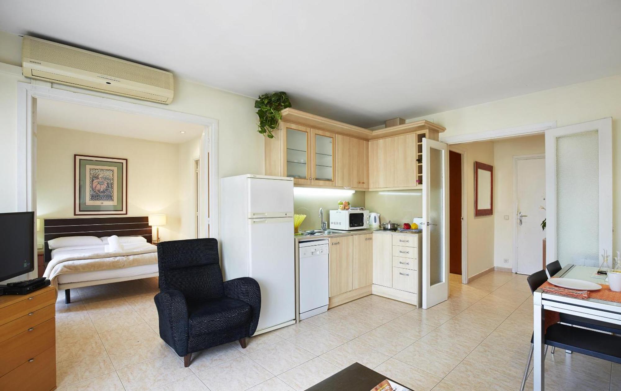 Calvet Apartment Barcelona