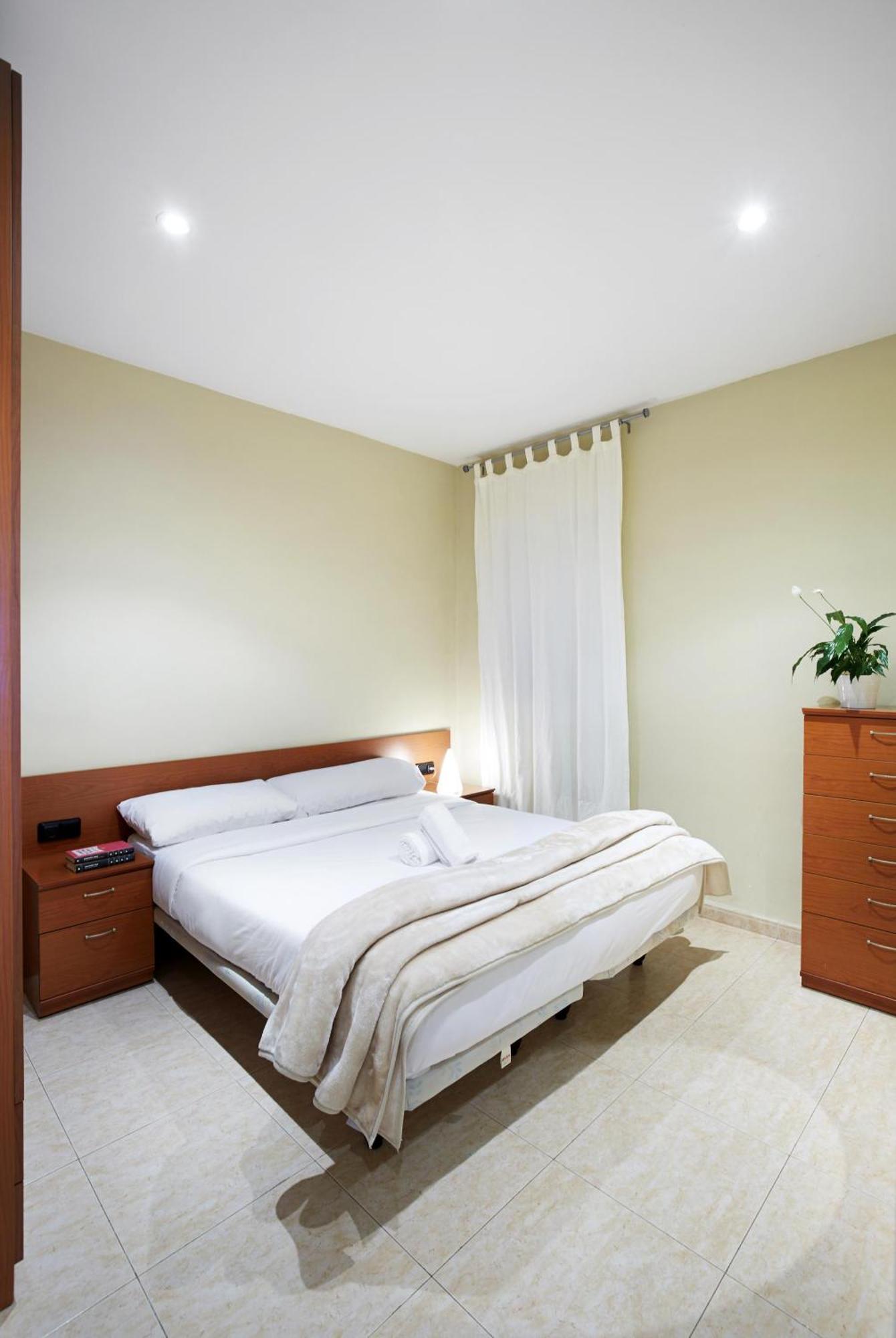 Calvet Apartment Barcelona