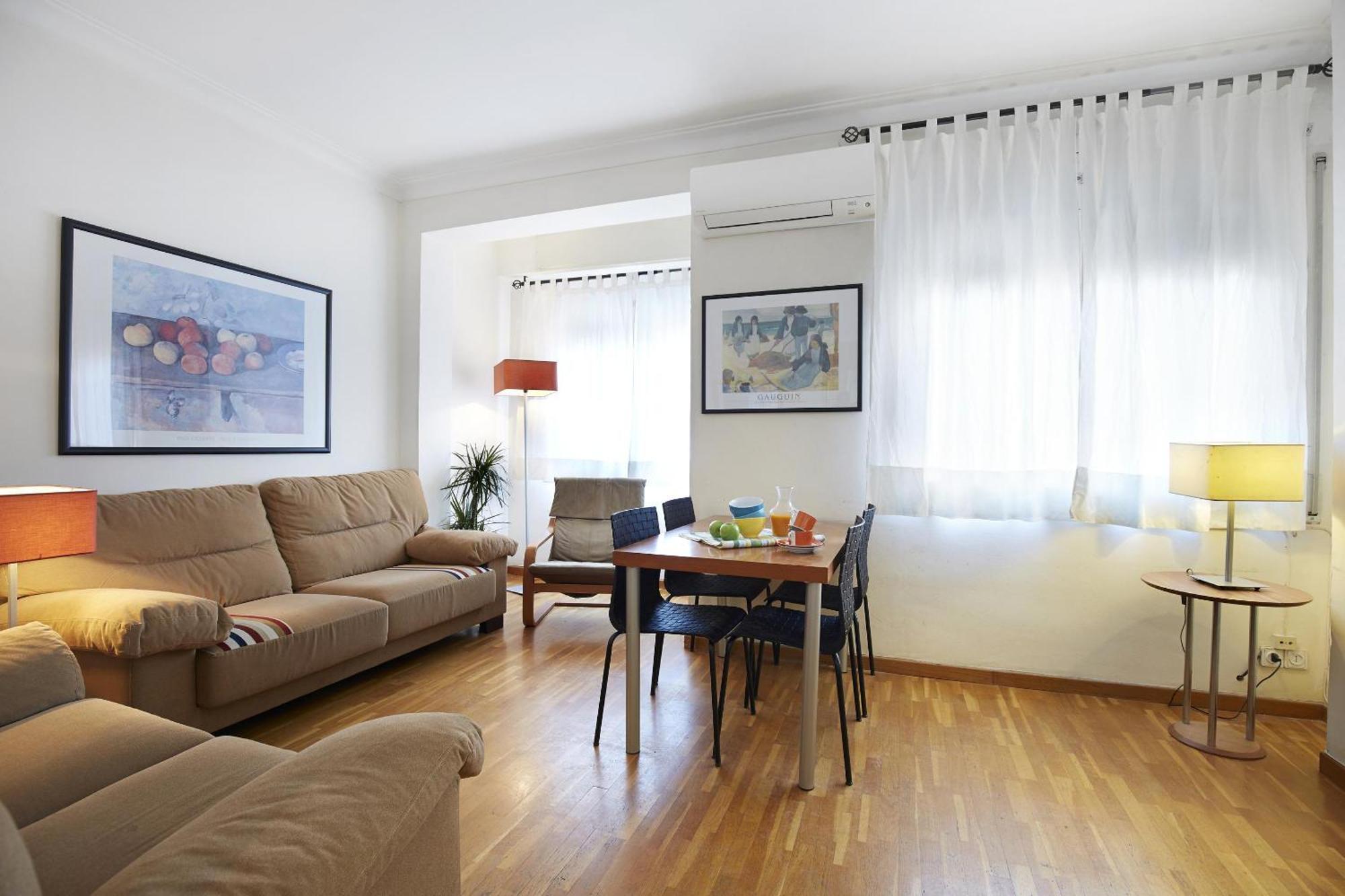 Calvet Apartment *