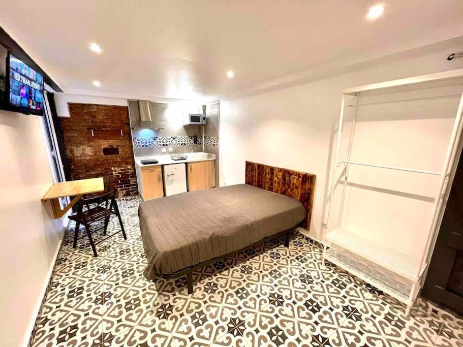 Apartment B4 Estudio Nuevo! Cocina Y Bano Privado! A 1 Calle Del Metro *