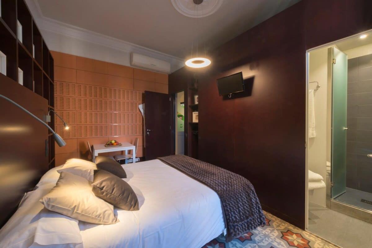 Paseo De Gracia Catalan 4bd With Private Terrace *