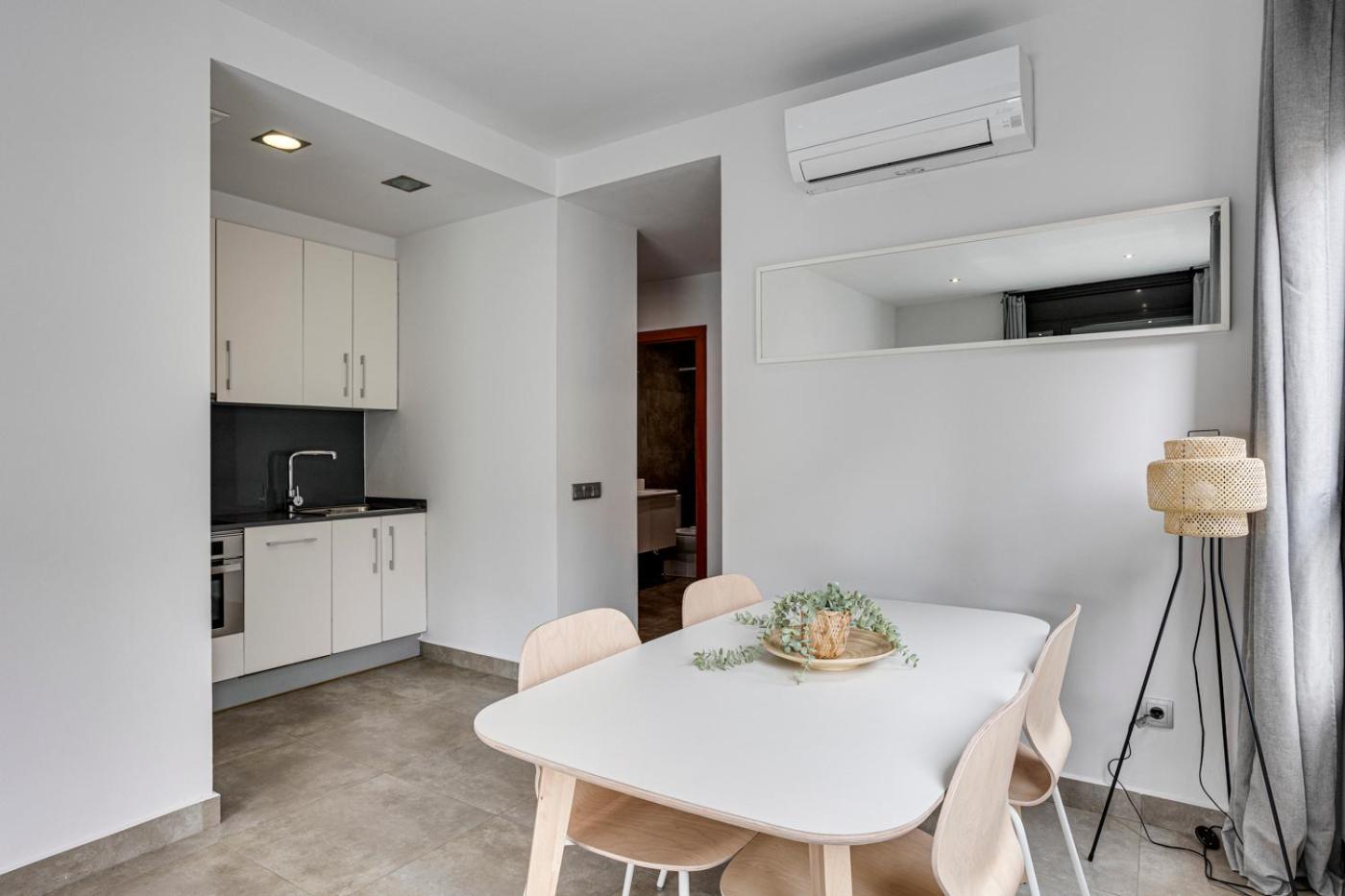 Apartment Urban Flats Vallirana