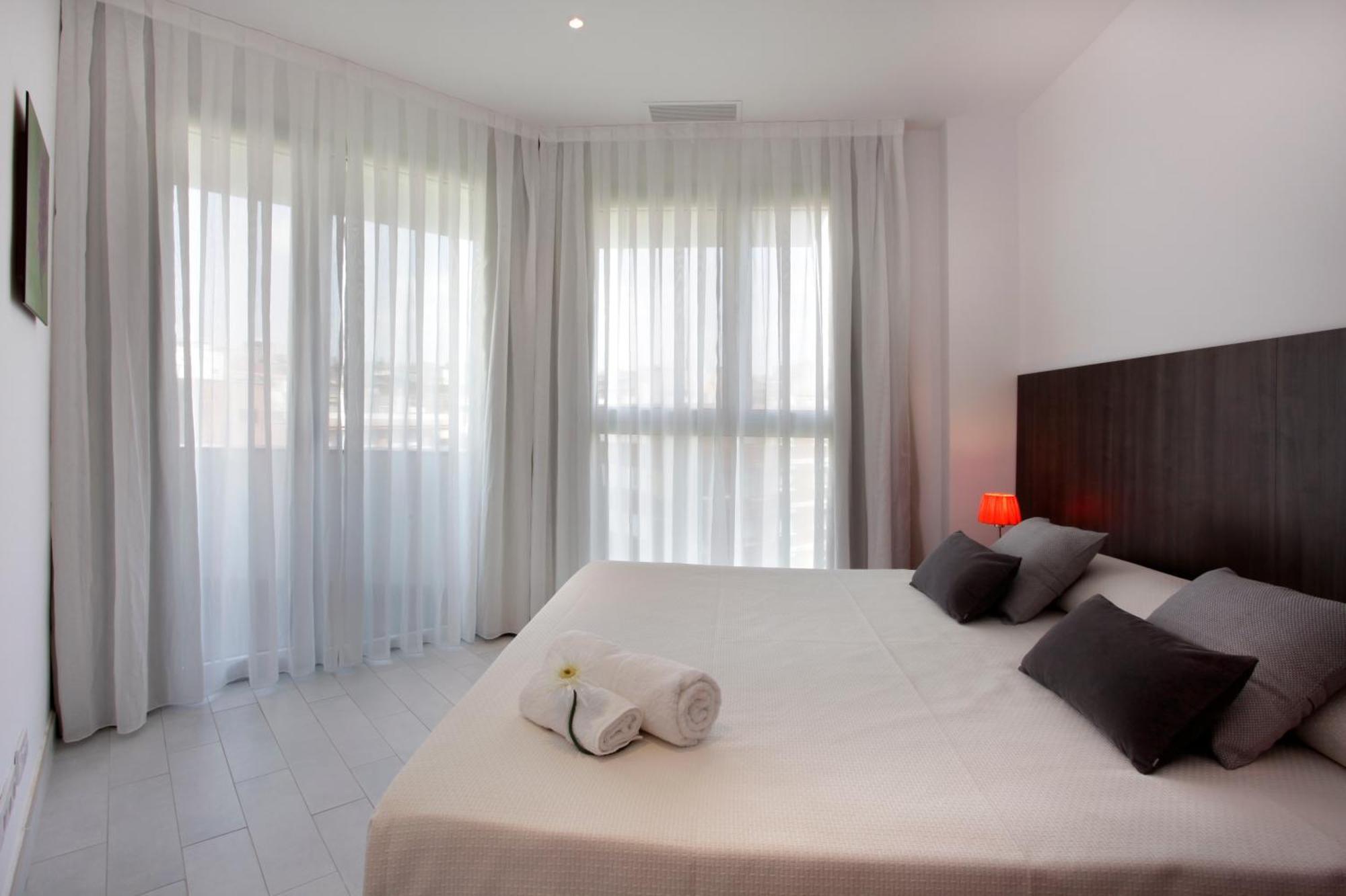 Fisa Rentals Les Corts