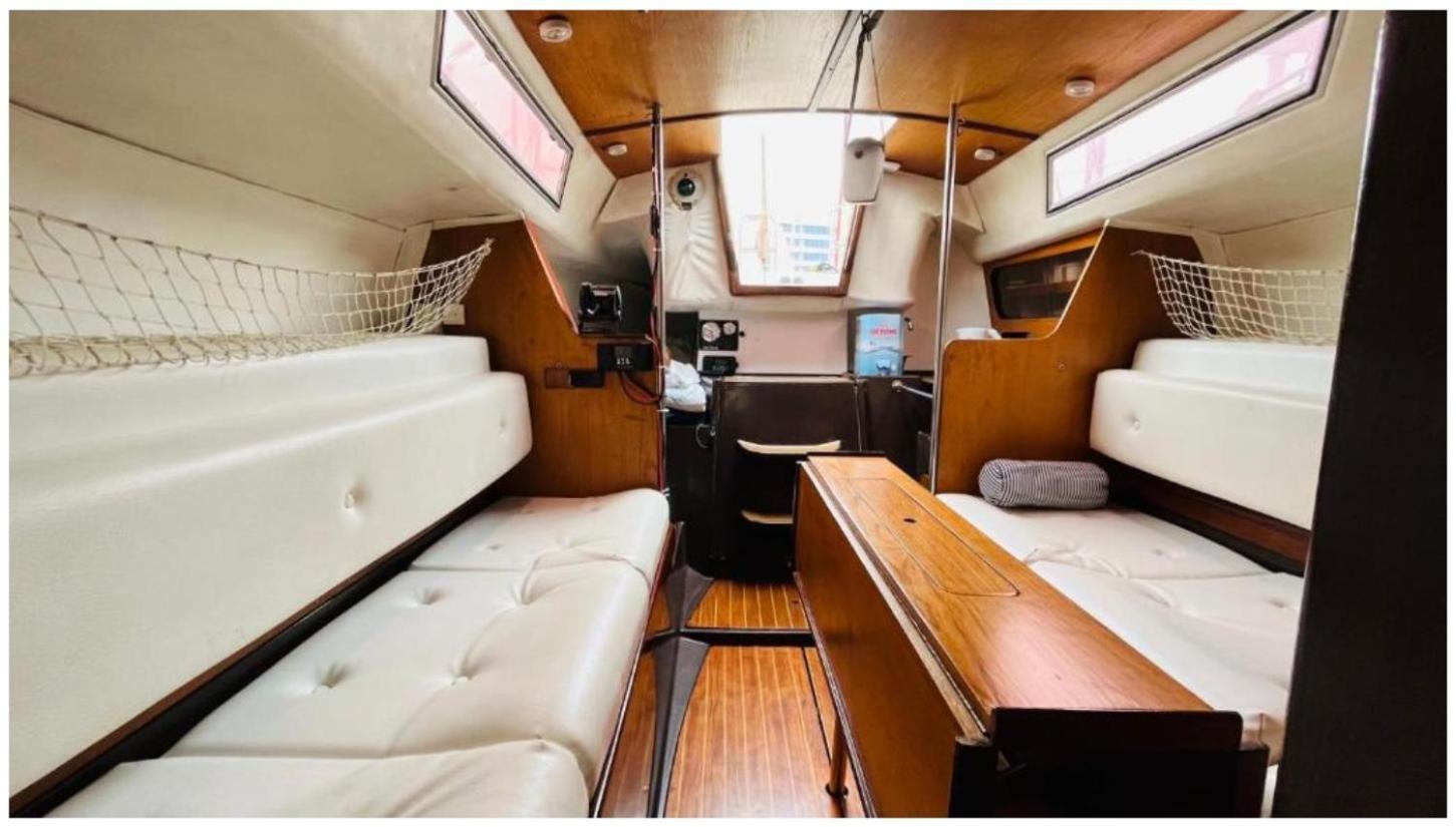 Hotel en barco Sailboat *