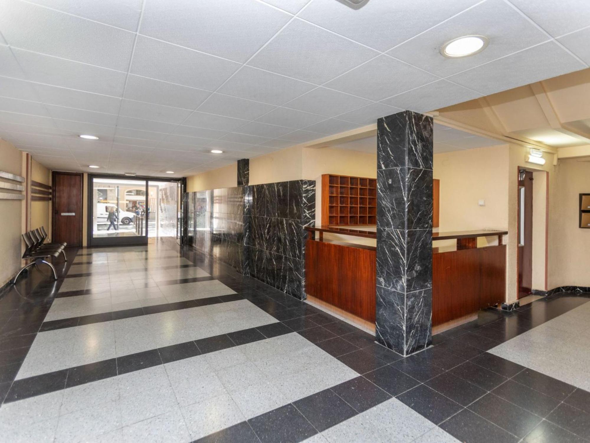 Eixample Esq Rocafort Diputacio By Interhome Apartment Barcelona