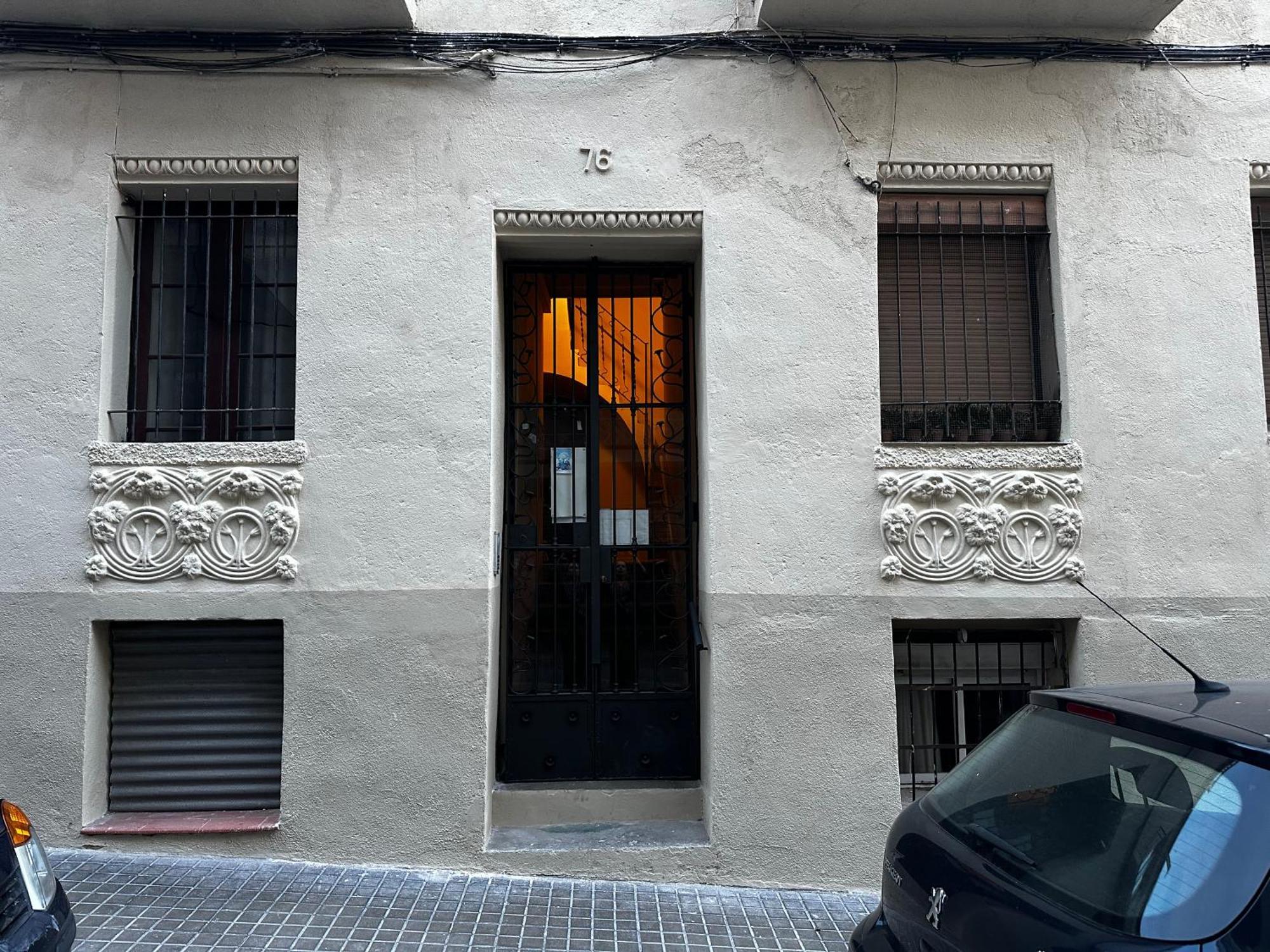 Close To Park Guell1 *