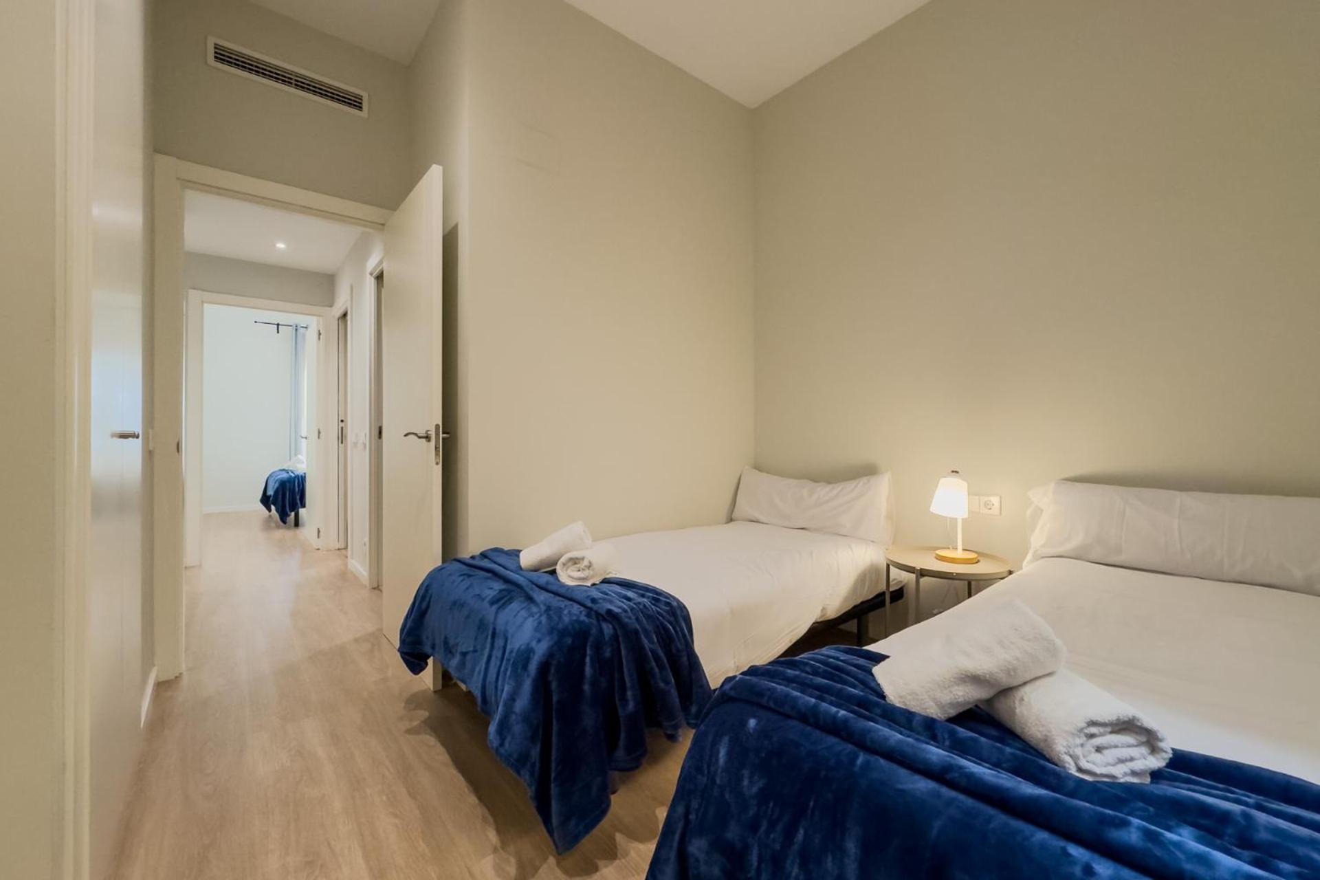 Palau De La Musica Apartment *